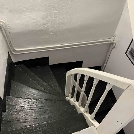 La Maison Des Artistes *