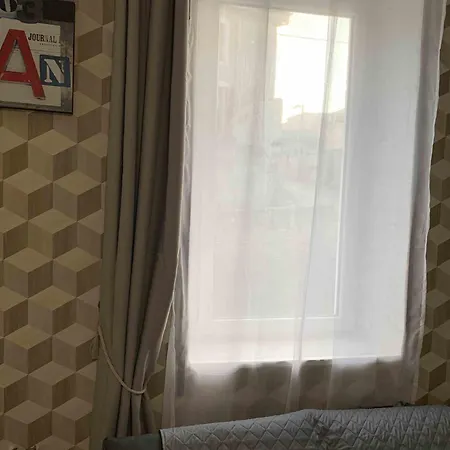 La Maison Des Artistes Apartment *