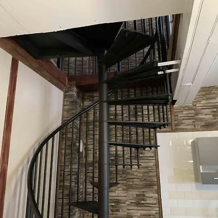 La Maison Des Artistes Apartamento Lavelanet