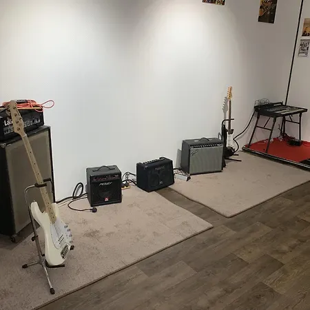 La Maison Des Artistes Apartamento Lavelanet